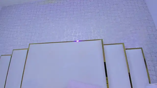 paola rodriguez online show from November 9, 11:30 am