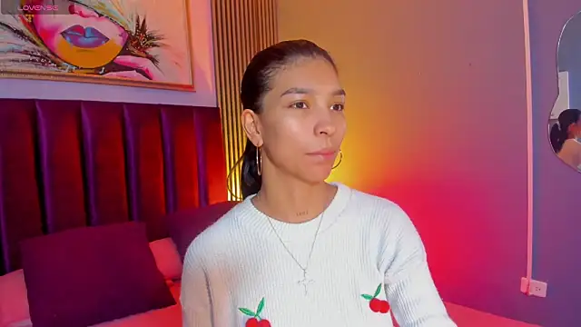 LauraAristizabal online show from February 28, 12:28 pm