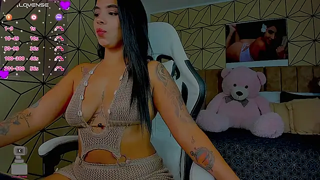 vane lopez  online show from February 10, 8:24 pm