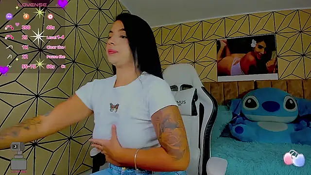 vane lopez  online show from February 26, 8:30 pm