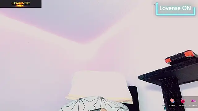 Snapshot of Miss_Nasty_Lia chatting on May 8, 5:40 pm Miss Nasty Lia online show from May 8, 5:40 pm