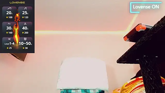 Snapshot of Miss_Nasty_Lia chatting on June 4, 4:57 pm Miss Nasty Lia online show from June 4, 4:57 pm