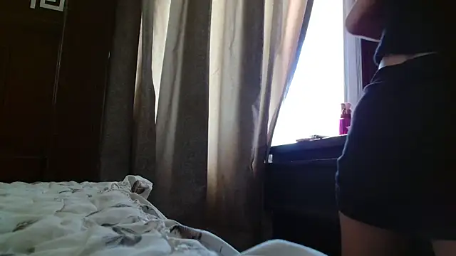 Snapshot of MINI_Petite chatting on May 14, 6:37 pm MINI Petite online show from May 14, 6:37 pm