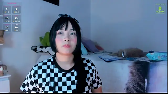 miaa-lee online show from October 28, 2:26 am