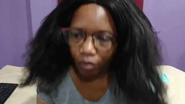 PeachAss4UU online show from June 5, 5:36 am