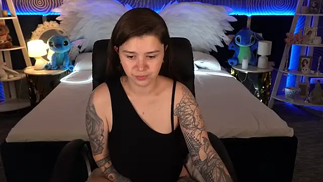 AmellyMilly online show from November 12, 1:44 pm