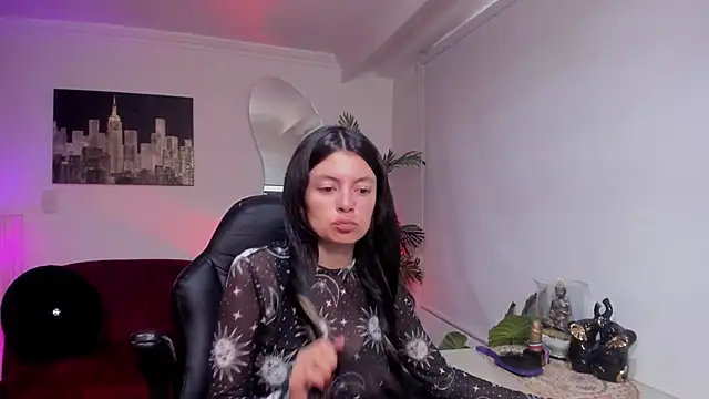 Meghan320 online show from May 5, 11:51 am