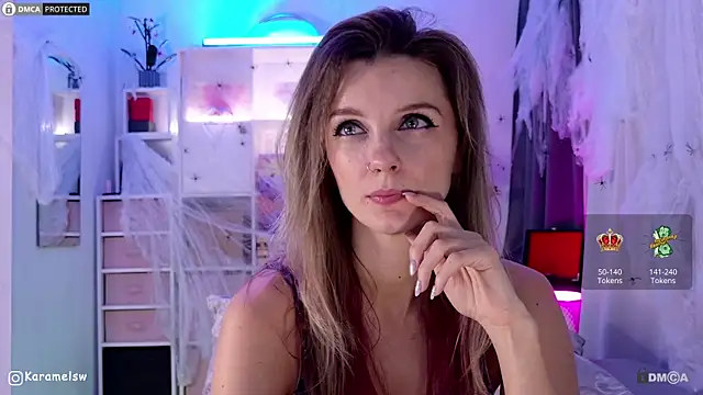 Snapshot of Karamelsw_ chatting on November 3, 10:10 pm Karamelsw online show from November 3, 10:10 pm