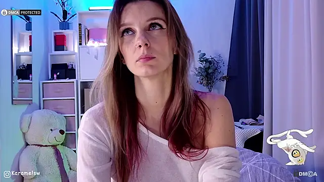 Snapshot of Karamelsw_ chatting on November 25, 12:10 am Karamelsw online show from November 25, 12:10 am