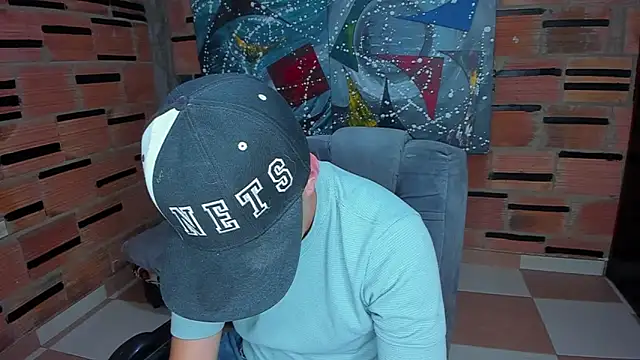 Snapshot of patrik_027 chatting on February 3, 7:42 pm patrik 027 online show from February 3, 7:42 pm