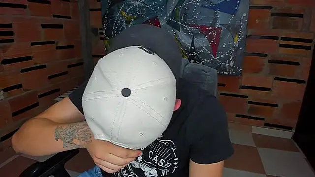 Snapshot of patrik_027 chatting on February 12, 10:26 pm patrik 027 online show from February 12, 10:26 pm