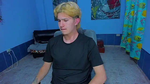 Snapshot of patrik_027 chatting on September 14, 5:17 am patrik 027 online show from September 14, 5:17 am