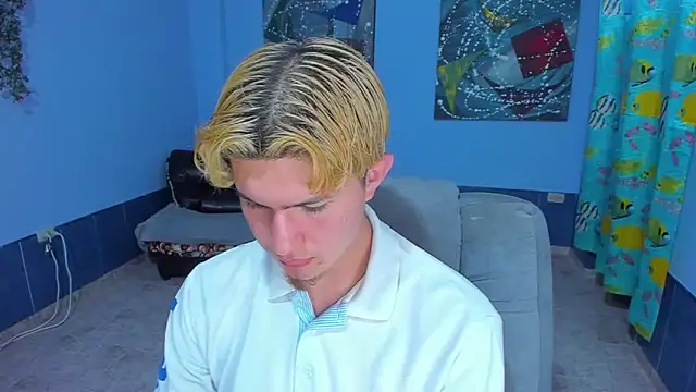 Snapshot of patrik_027 chatting on September 21, 6:53 pm patrik 027 online show from September 21, 6:53 pm