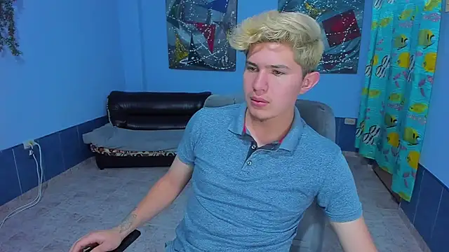 Snapshot of patrik_027 chatting on October 14, 6:31 pm patrik 027 online show from October 14, 6:31 pm