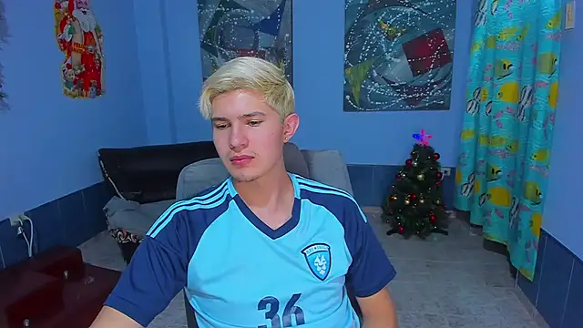 patrik 027 online show from December 17, 7:36 am