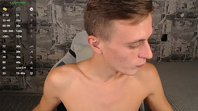 Snapshot of Oliver_Fresh chatting on September 26, 9:02 am Oliver Fresh online show from September 26, 9:02 am