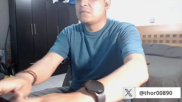 Snapshot of thor000089 chatting on June 22, 5:48 am thor000089 online show from June 22, 5:48 am