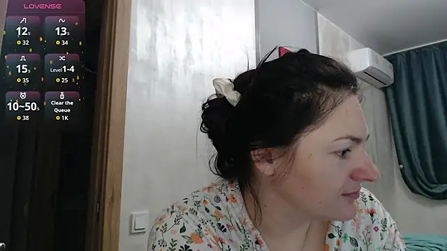 Stacy Davice online show from November 9, 7:12 pm