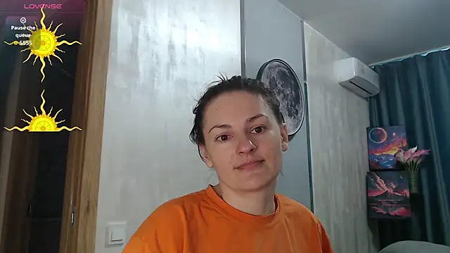 Stacy Davice online show from May 29, 12:25 pm