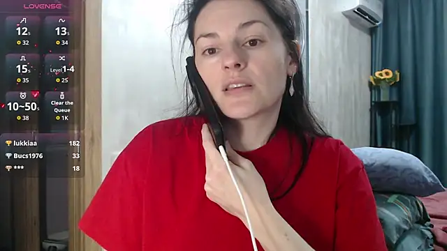 Stacy Davice online show from July 28, 6:20 pm