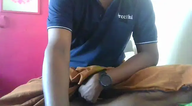 Mallupaiyanaachu online show from March 14, 3:37 am