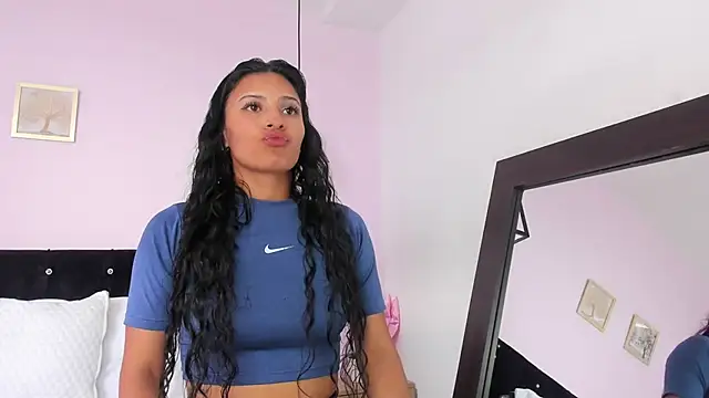 CeliWoods online show from March 22, 4:37 pm