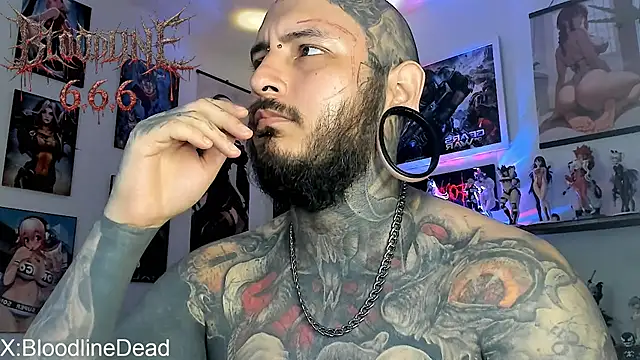 Snapshot of DEATHINK666XX chatting on June 25, 7:18 pm DEATHINK666XX online show from June 25, 7:18 pm