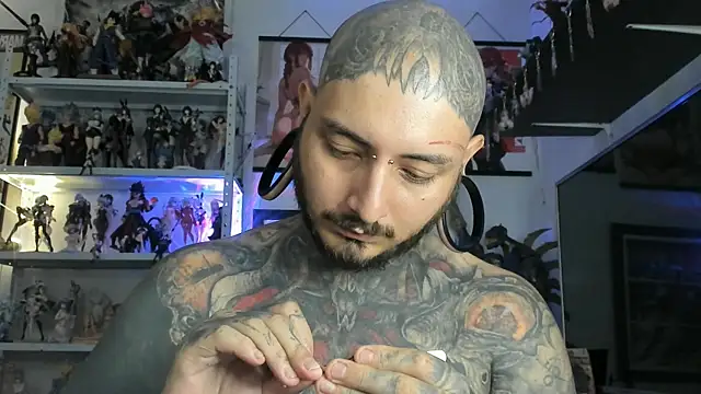 Snapshot of DEATHINK666XX chatting on August 3, 7:39 pm DEATHINK666XX online show from August 3, 7:39 pm