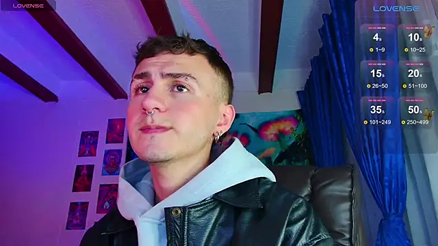 Snapshot of dimitri-bilak chatting on March 14, 11:43 pm dimitri-bilak online show from March 14, 11:43 pm