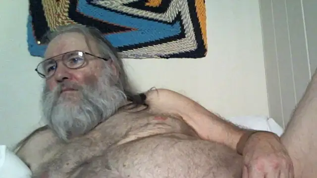 Snapshot of SexySantaC chatting on March 11, 9:48 pm SexySantaC online show from March 11, 9:48 pm