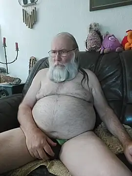 Snapshot of SexySantaC chatting on May 25, 6:03 pm SexySantaC online show from May 25, 6:03 pm
