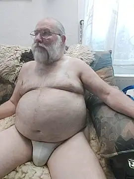 Snapshot of SexySantaC chatting on June 15, 7:16 pm SexySantaC online show from June 15, 7:16 pm