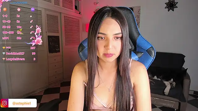 Miss Nicole online show from January 23, 4:19 am