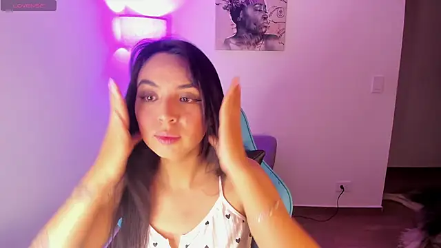 Miss Nicole online show from June 5, 1:12 am