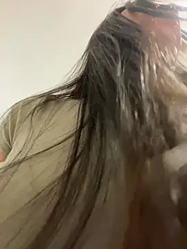 Snapshot of Reggie-Liam chatting on March 11, 2:54 am Reggie-Liam online show from March 11, 2:54 am