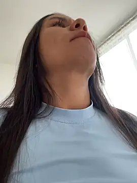 Reggie-Liam online show from March 6, 6:48 pm