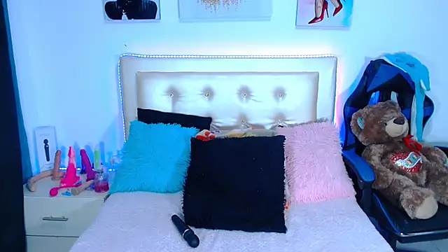 Jenng18 online show from February 2, 1:02 am