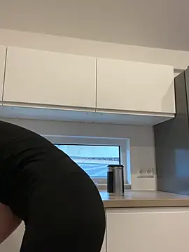 Suesse Schnitte online show from December 10, 8:19 am