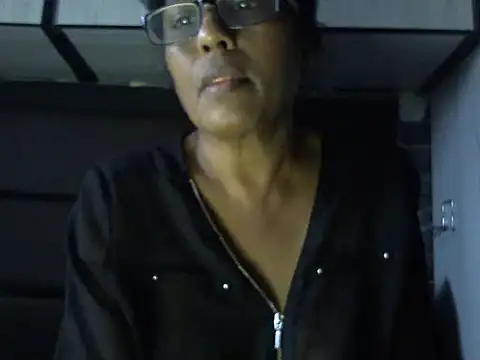 MsAttitude online show from April 5, 9:17 am