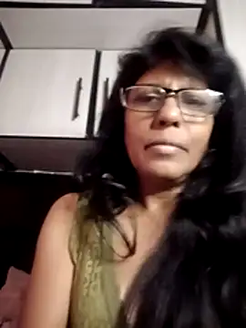 Snapshot of MsAttitude chatting on May 9, 2:55 pm MsAttitude online show from May 9, 2:55 pm