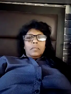 Snapshot of MsAttitude chatting on May 12, 7:16 am MsAttitude online show from May 12, 7:16 am