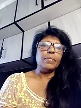 Snapshot of MsAttitude chatting on May 24, 9:14 am MsAttitude online show from May 24, 9:14 am
