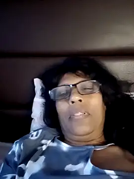 Snapshot of MsAttitude chatting on June 2, 7:32 am MsAttitude online show from June 2, 7:32 am