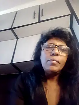 Snapshot of MsAttitude chatting on June 9, 8:04 am MsAttitude online show from June 9, 8:04 am
