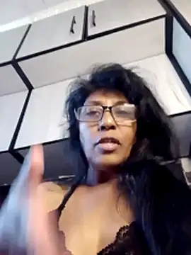 Snapshot of MsAttitude chatting on June 18, 8:25 am MsAttitude online show from June 18, 8:25 am