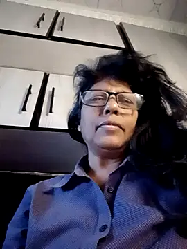 Snapshot of MsAttitude chatting on June 19, 6:40 am MsAttitude online show from June 19, 6:40 am