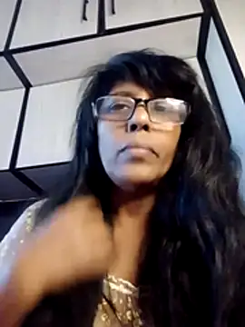 Snapshot of MsAttitude chatting on July 7, 7:45 am MsAttitude online show from July 7, 7:45 am