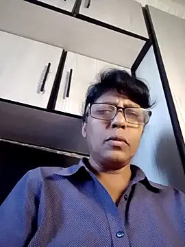 Snapshot of MsAttitude chatting on July 10, 7:34 am MsAttitude online show from July 10, 7:34 am