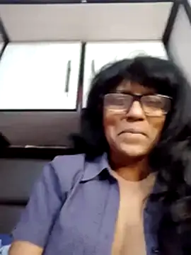Snapshot of MsAttitude chatting on July 19, 2:10 pm MsAttitude online show from July 19, 2:10 pm