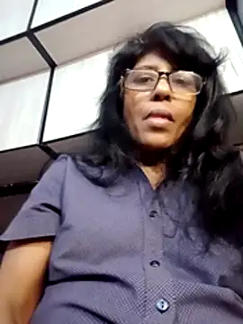 Snapshot of MsAttitude chatting on July 30, 7:18 am MsAttitude online show from July 30, 7:18 am